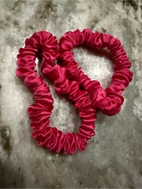 Set of 2 Mulberry Silk SlipLike Hair Scrunchie Set Pink  - 2 Pack